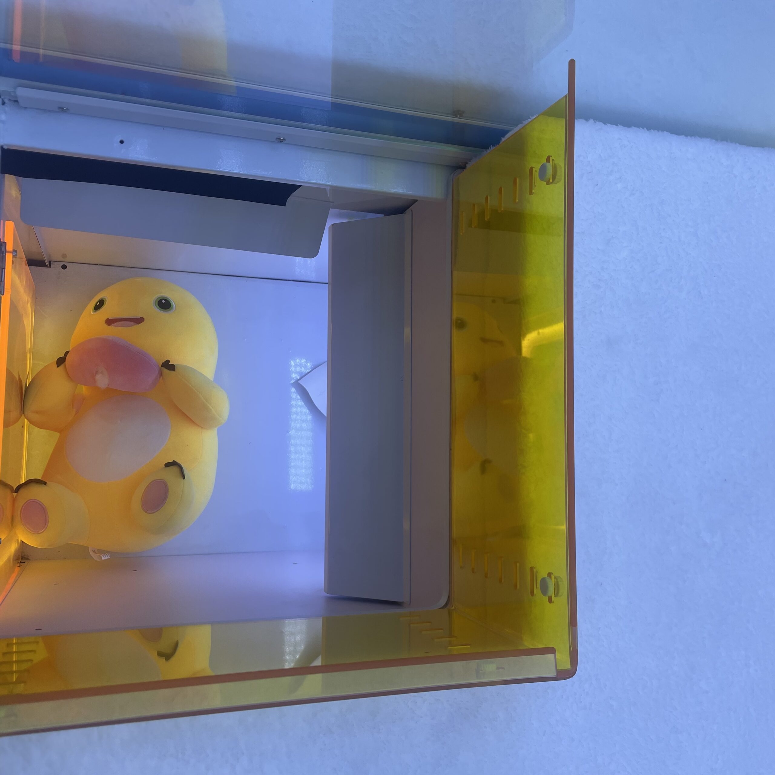 Gen 4 mega claw machine extra large prize drop chute for 15 to 20 inch plush toys